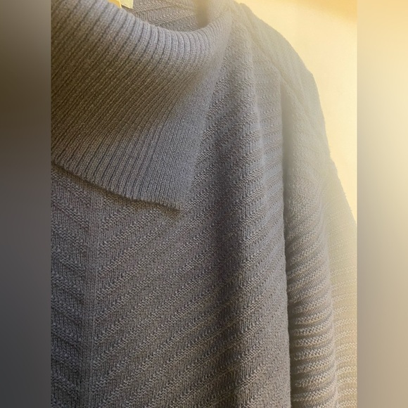 NWT Style & Company Woman’s Envelope Neckline Tunic Blue Sweater Size 3XL - Picture 2 of 7